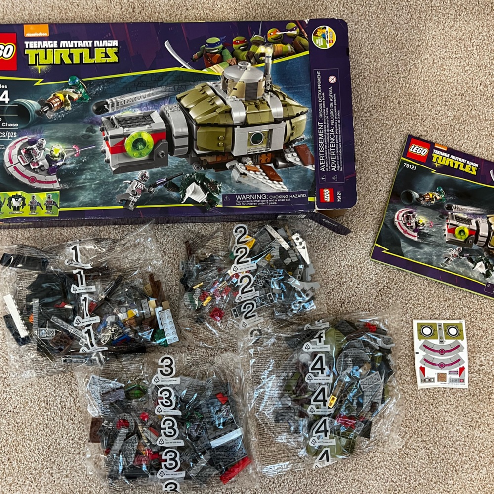 LEGO Teenage Mutant Ninja Turtles Set 79121 Turtle Sub Undersea Chase - Picture 8 of 11